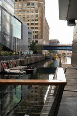 Canarys Wharf
